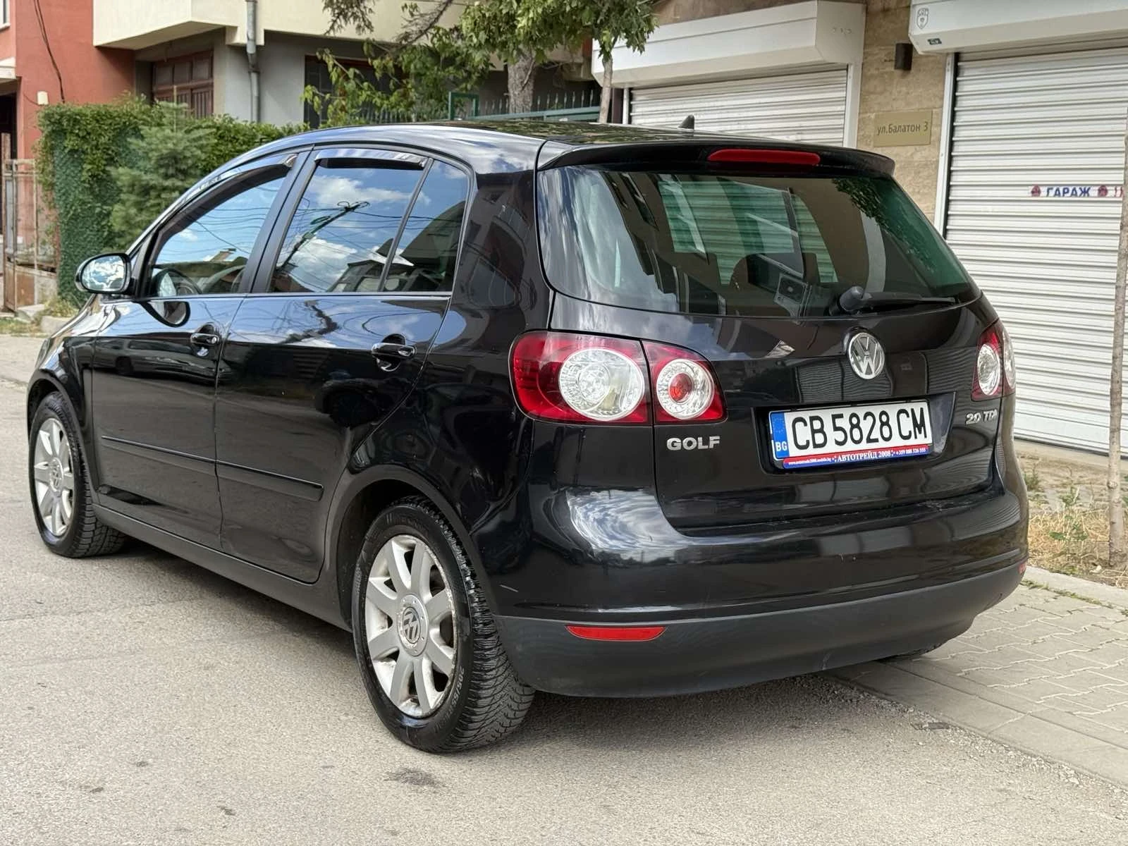 VW Golf Plus Много запазен автомобил  - изображение 6