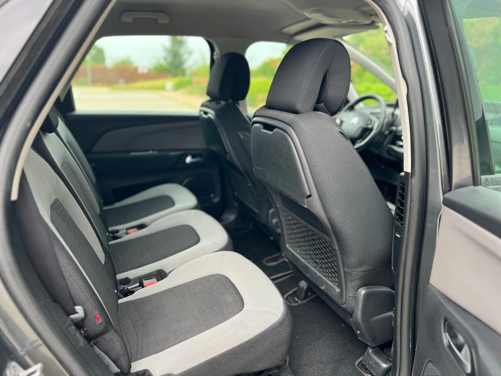 Citroen C4 Picasso 2.0HDI-    320   | Mobile.bg   12