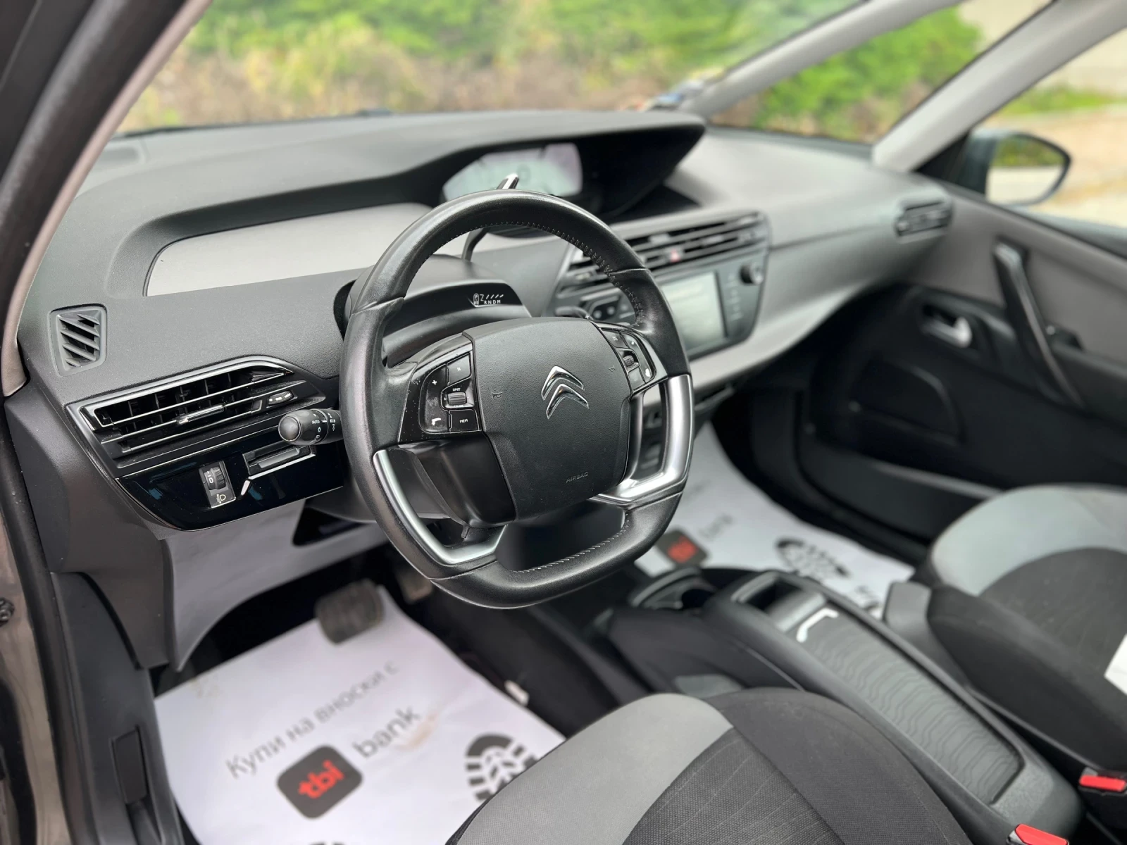 Citroen C4 Picasso 2.0HDI-лизинг през Уникредит по 320лв на месец - изображение 9