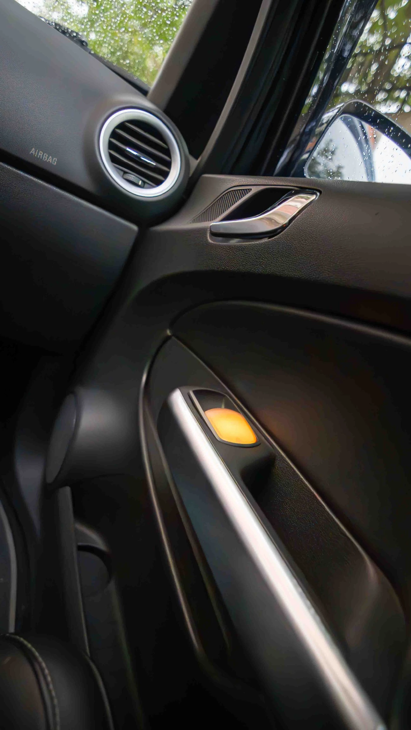 Opel Corsa OPC 1.6 TURBO | Mobile.bg — изображение 16