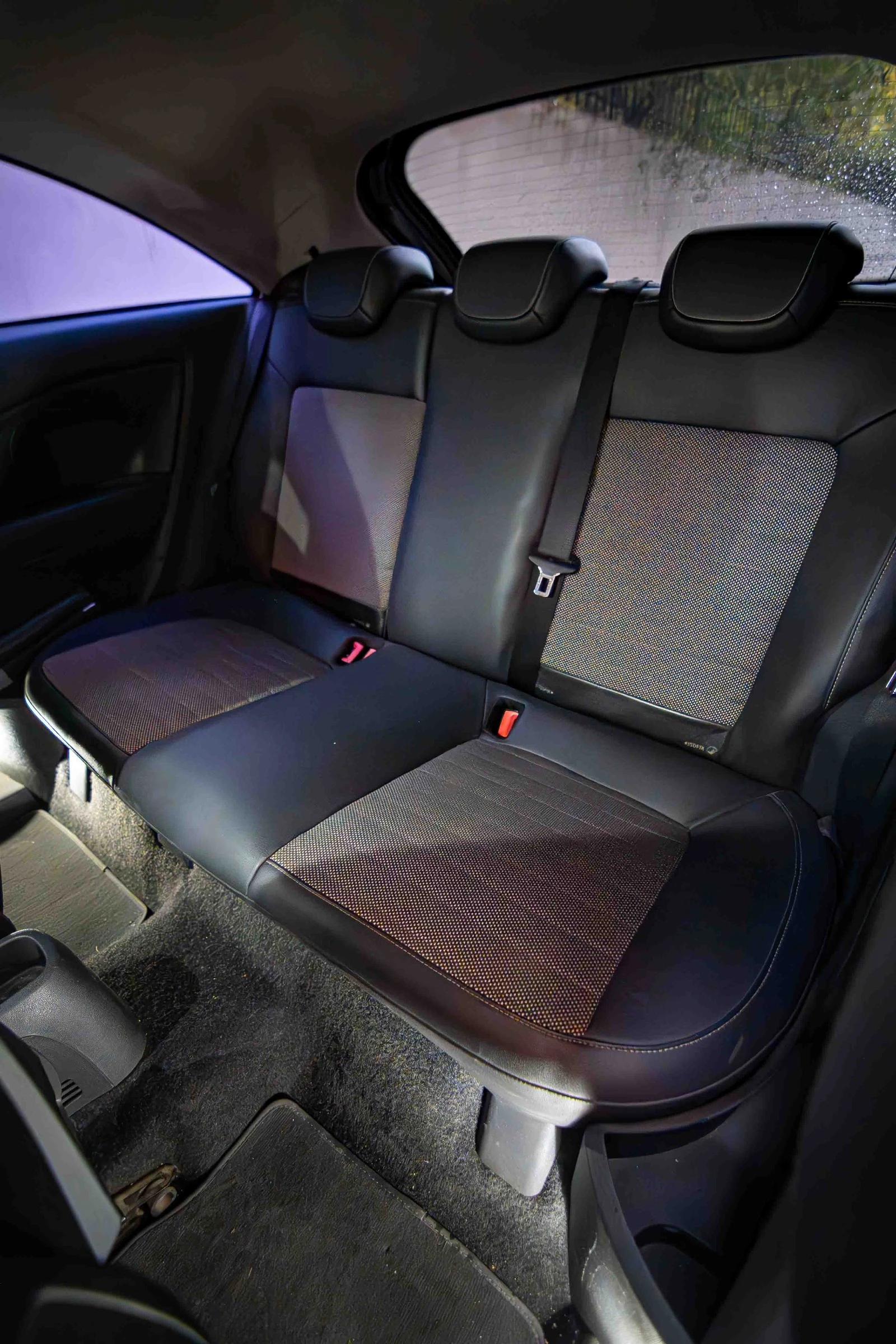 Opel Corsa OPC 1.6 TURBO | Mobile.bg — изображение 12