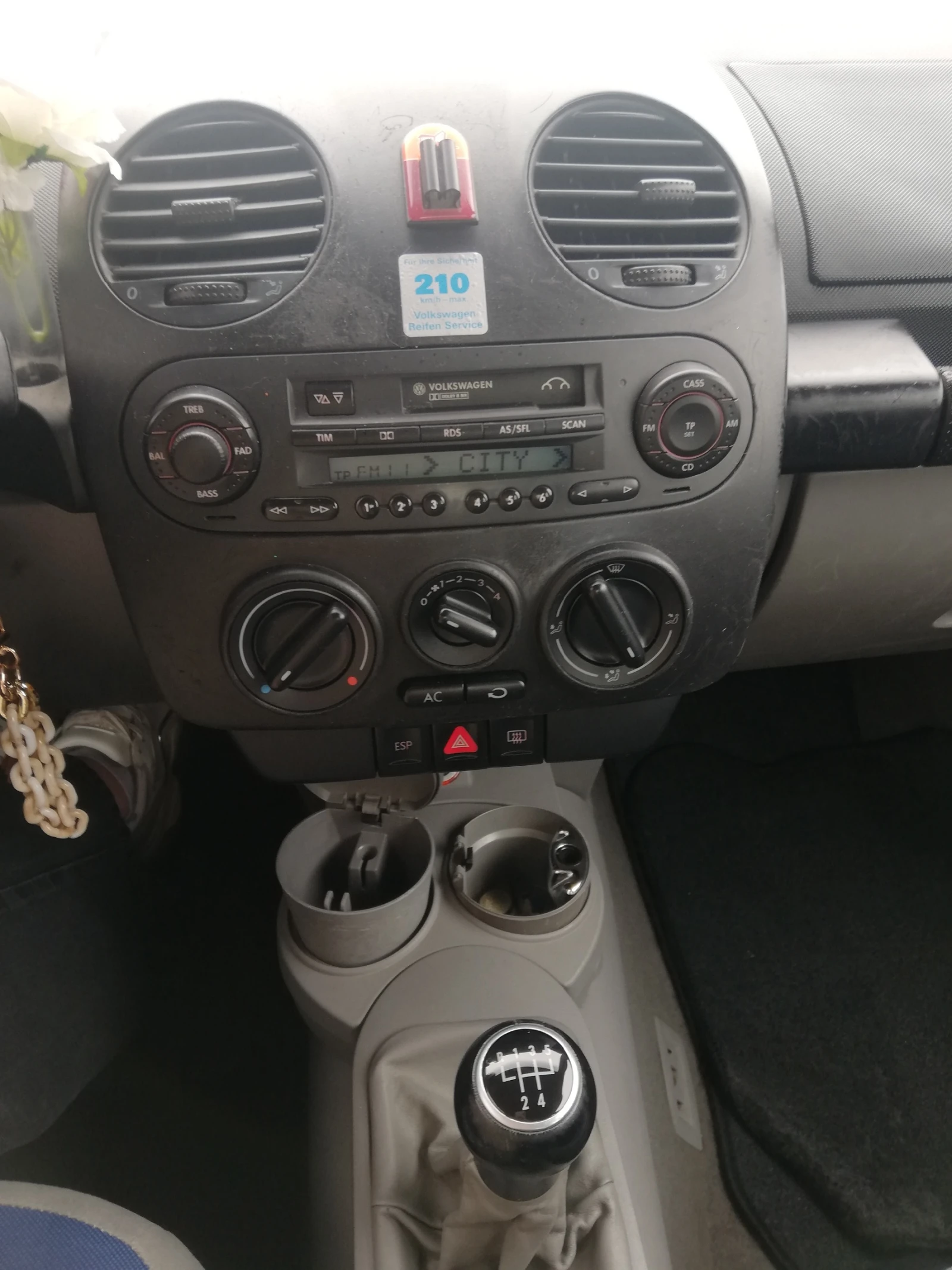 VW New beetle 1, 6 | Mobile.bg   7