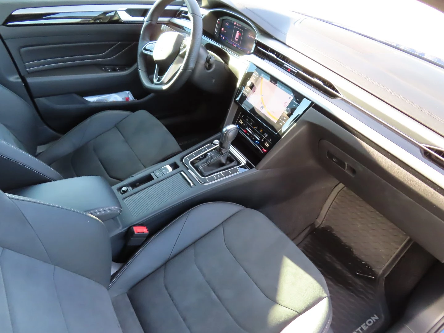 VW Arteon R-Line 2.0 TSI OPF DSG | Mobile.bg � ����������� 6