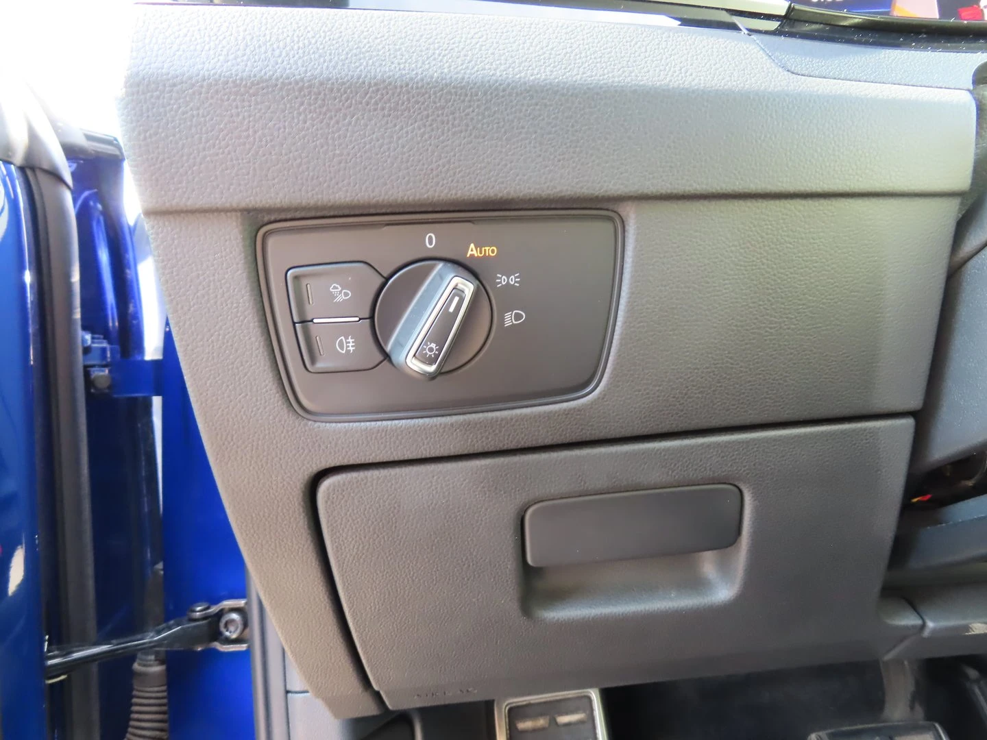 VW Arteon R-Line 2.0 TSI OPF DSG | Mobile.bg � ����������� 10