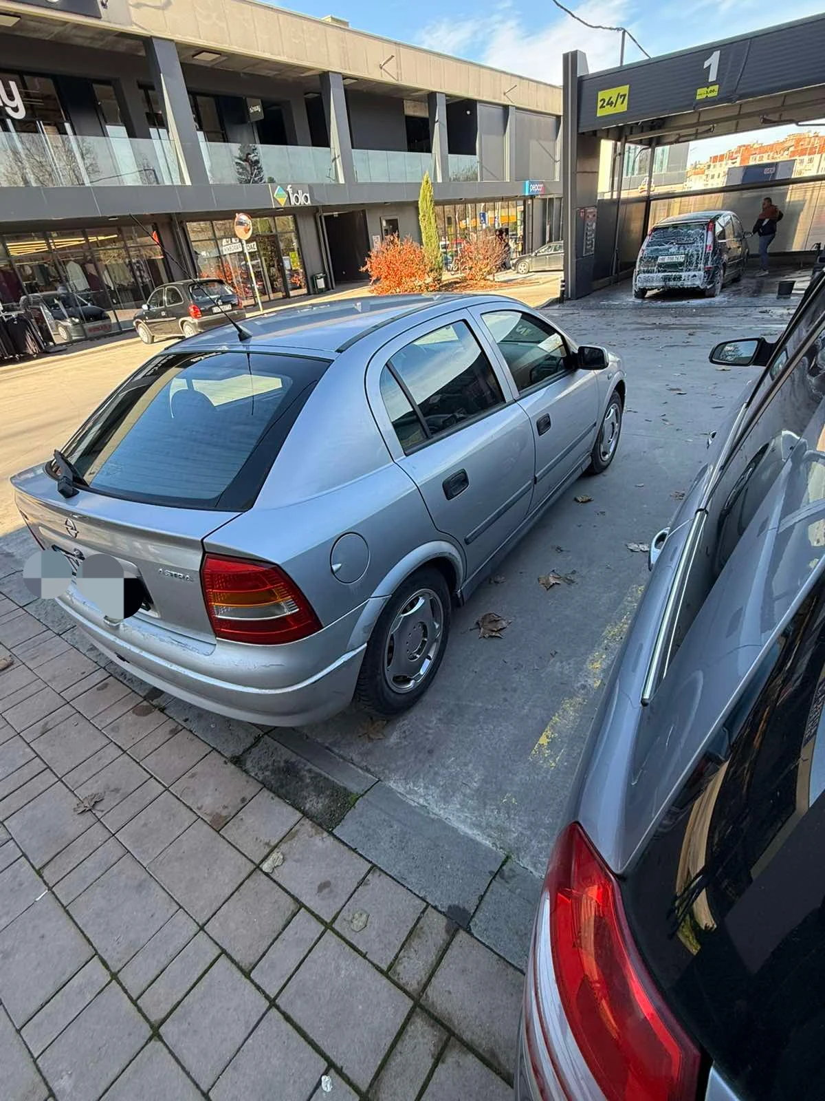 Opel Astra 1.8 Газ-бензин  - изображение 2