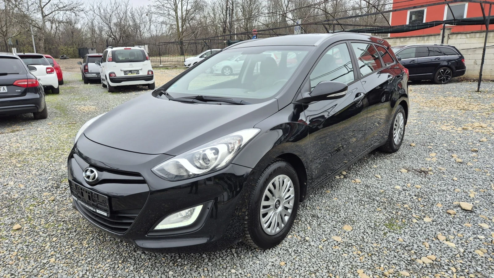 Hyundai I30 1.6 NAVIGACIA | Mobile.bg � ����������� 2