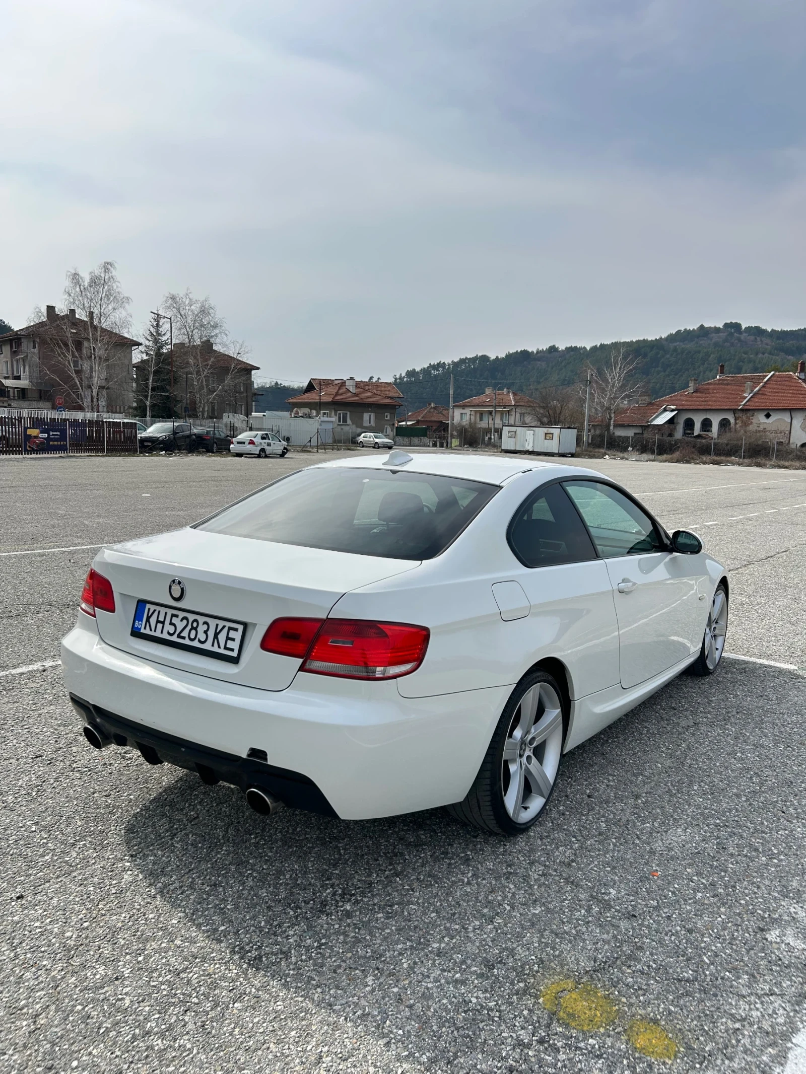 BMW 330 330xd - изображение 4