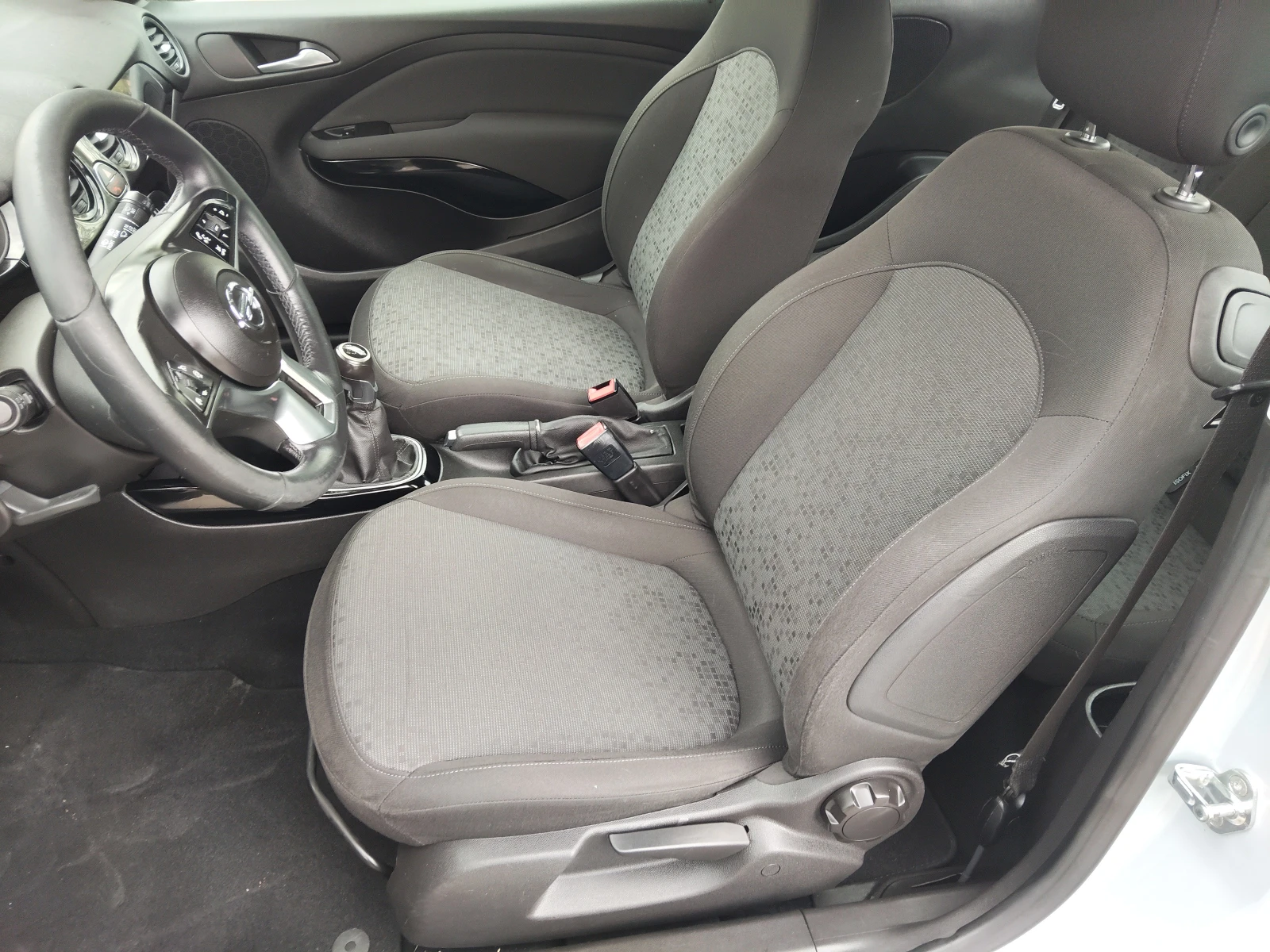 Opel Adam 1, 4i 87ps LPG, снимка 7 - Автомобили и джипове - 54281980