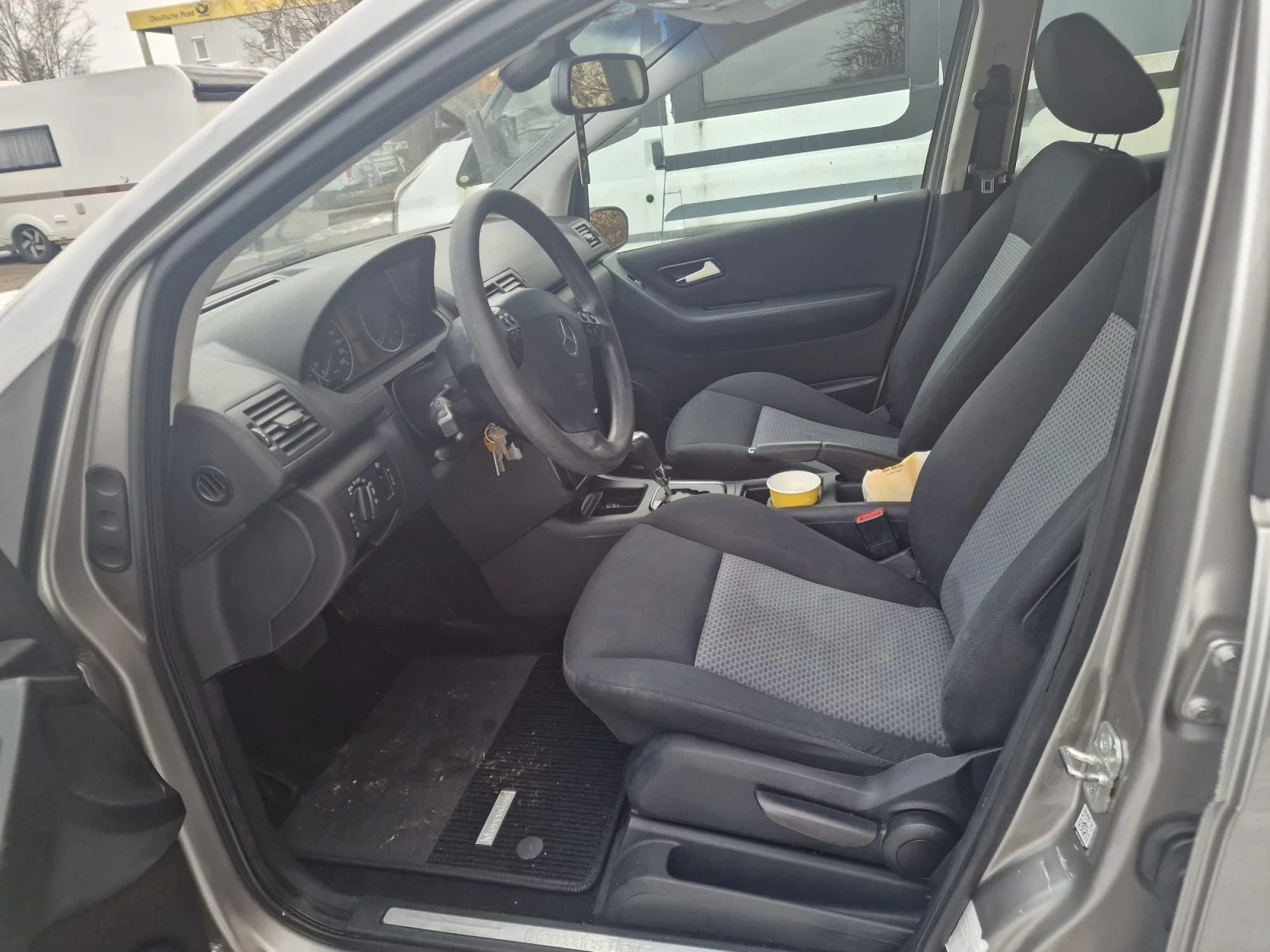 Mercedes-Benz A 180, снимка 9 - Автомобили и джипове - 54611800