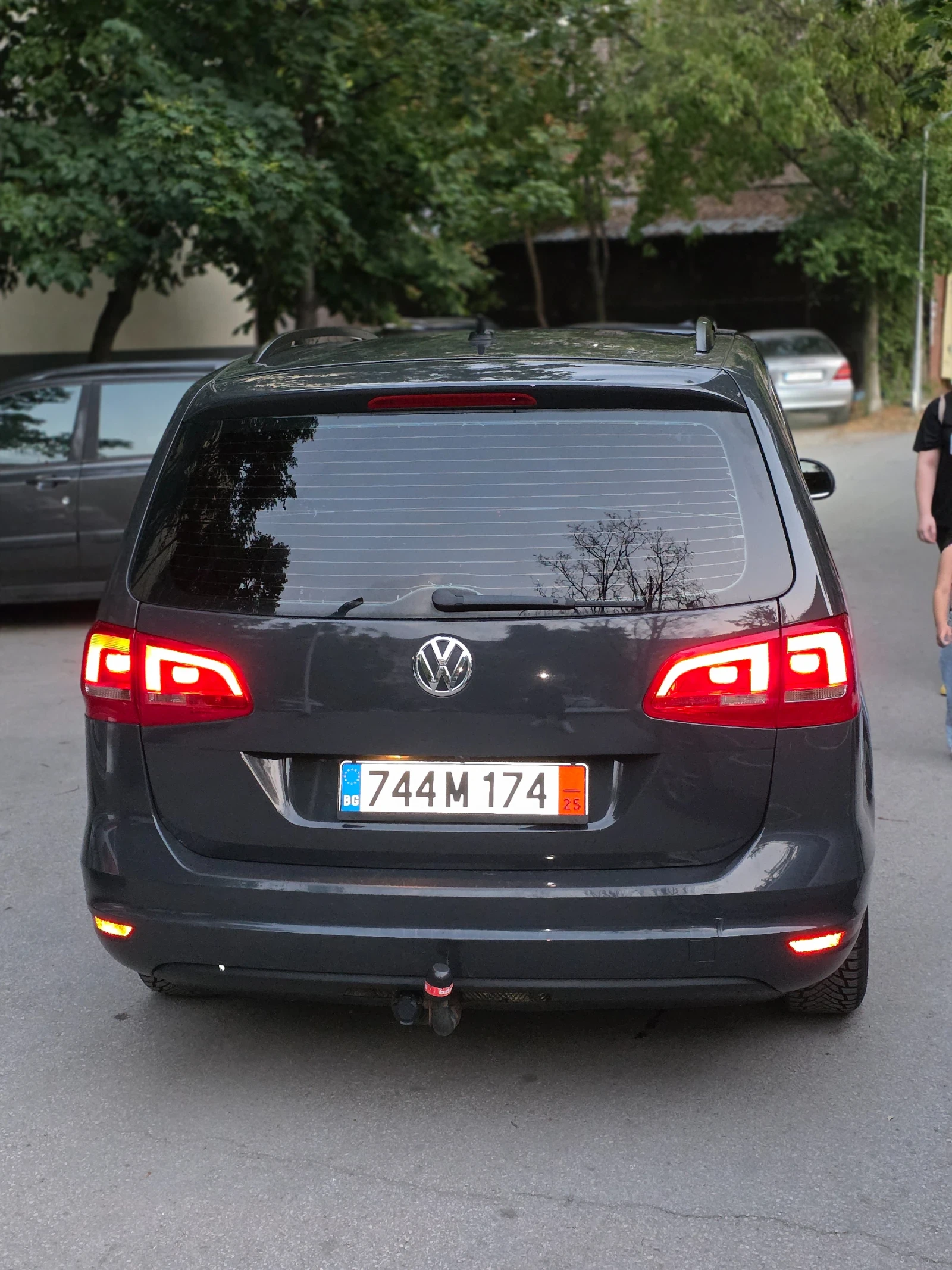 VW Sharan, снимка 9 - Автомобили и джипове - 54341921