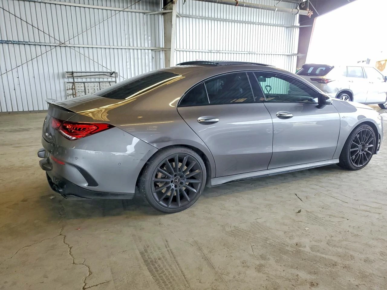 Mercedes-Benz CLA 350 AMG 4matic* Burmester, снимка 4 - Автомобили и джипове - 54585688