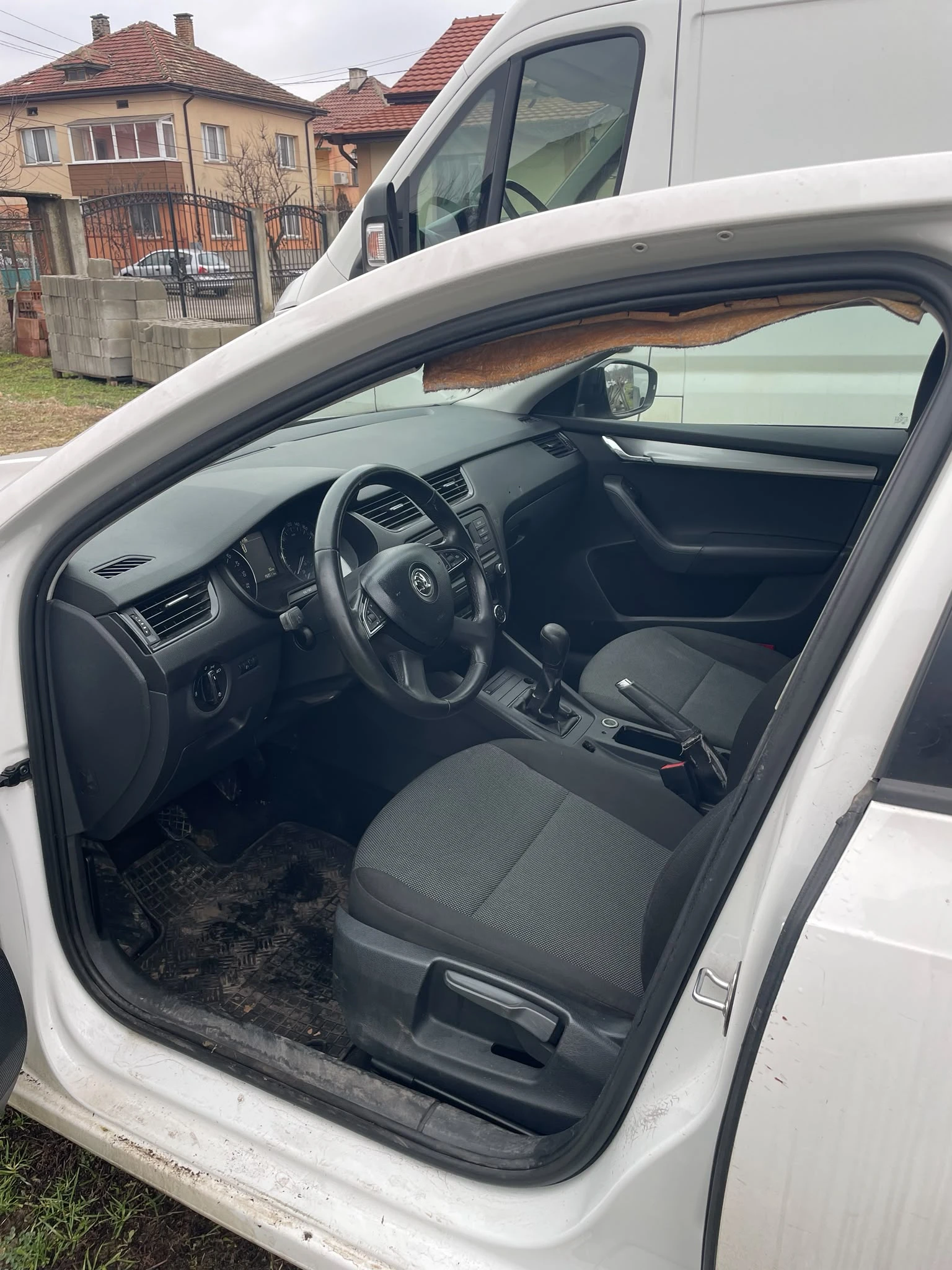 Skoda Octavia, снимка 4 - Автомобили и джипове - 54791839