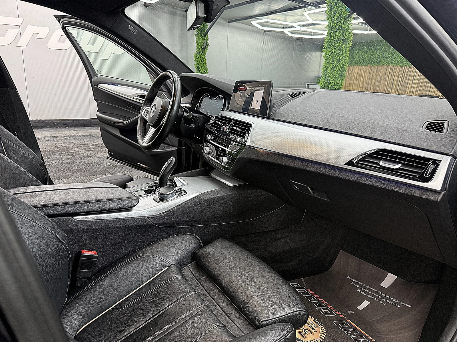 BMW 530 M-Paket/Xdrive/Digital/СОБСТВЕН ЛИЗИНГ, снимка 14 - Автомобили и джипове - 54956949