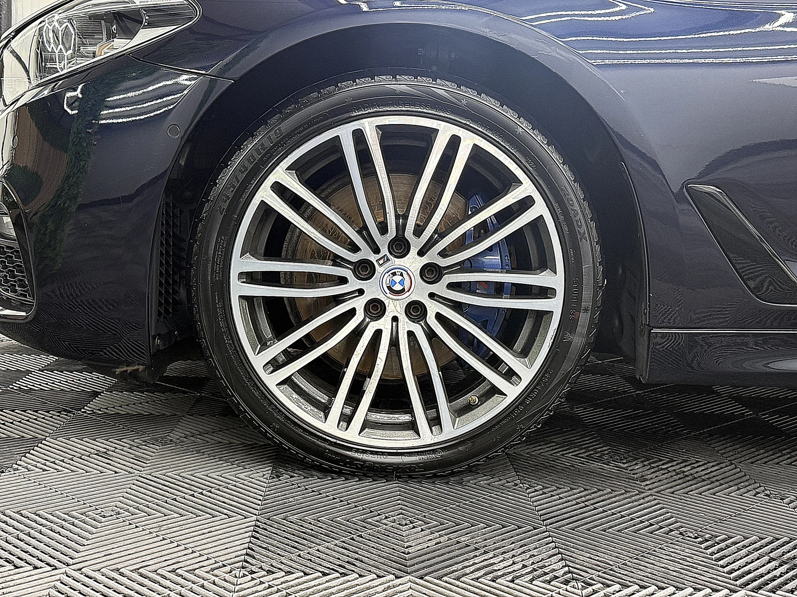 BMW 530 M-Paket/Xdrive/Digital/СОБСТВЕН ЛИЗИНГ, снимка 9 - Автомобили и джипове - 54956949
