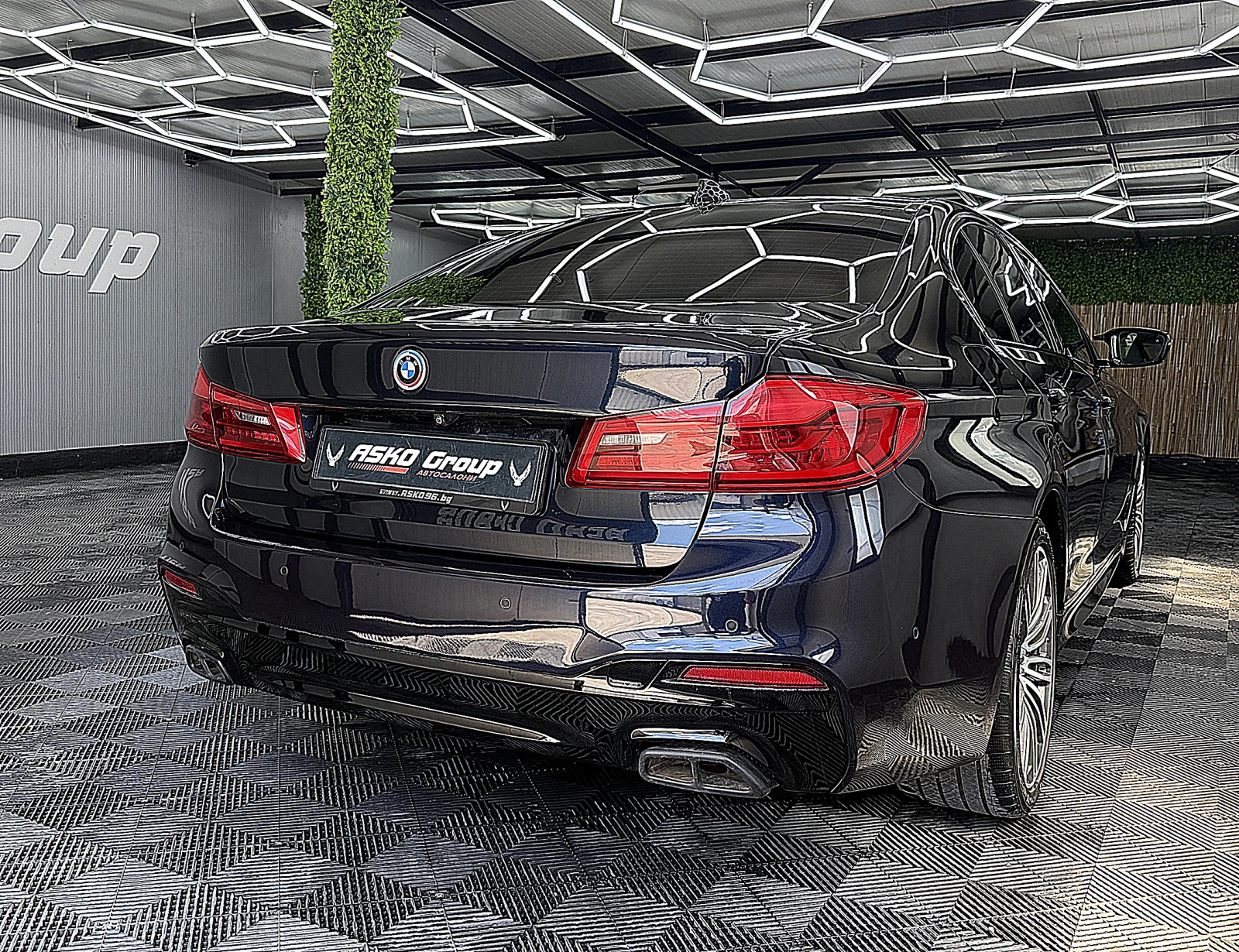 BMW 530 M-Paket/Xdrive/Digital/СОБСТВЕН ЛИЗИНГ, снимка 6 - Автомобили и джипове - 54956949