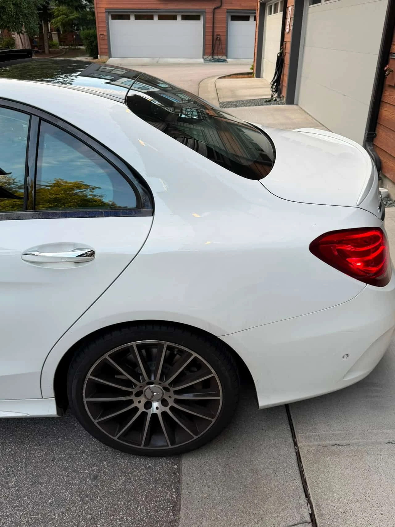 Mercedes-Benz C 43 AMG  ДИСТРОНИК * 360 * BURMESTER * PANO * АВТОКРЕДИТ, снимка 12 - Автомобили и джипове - 55211247