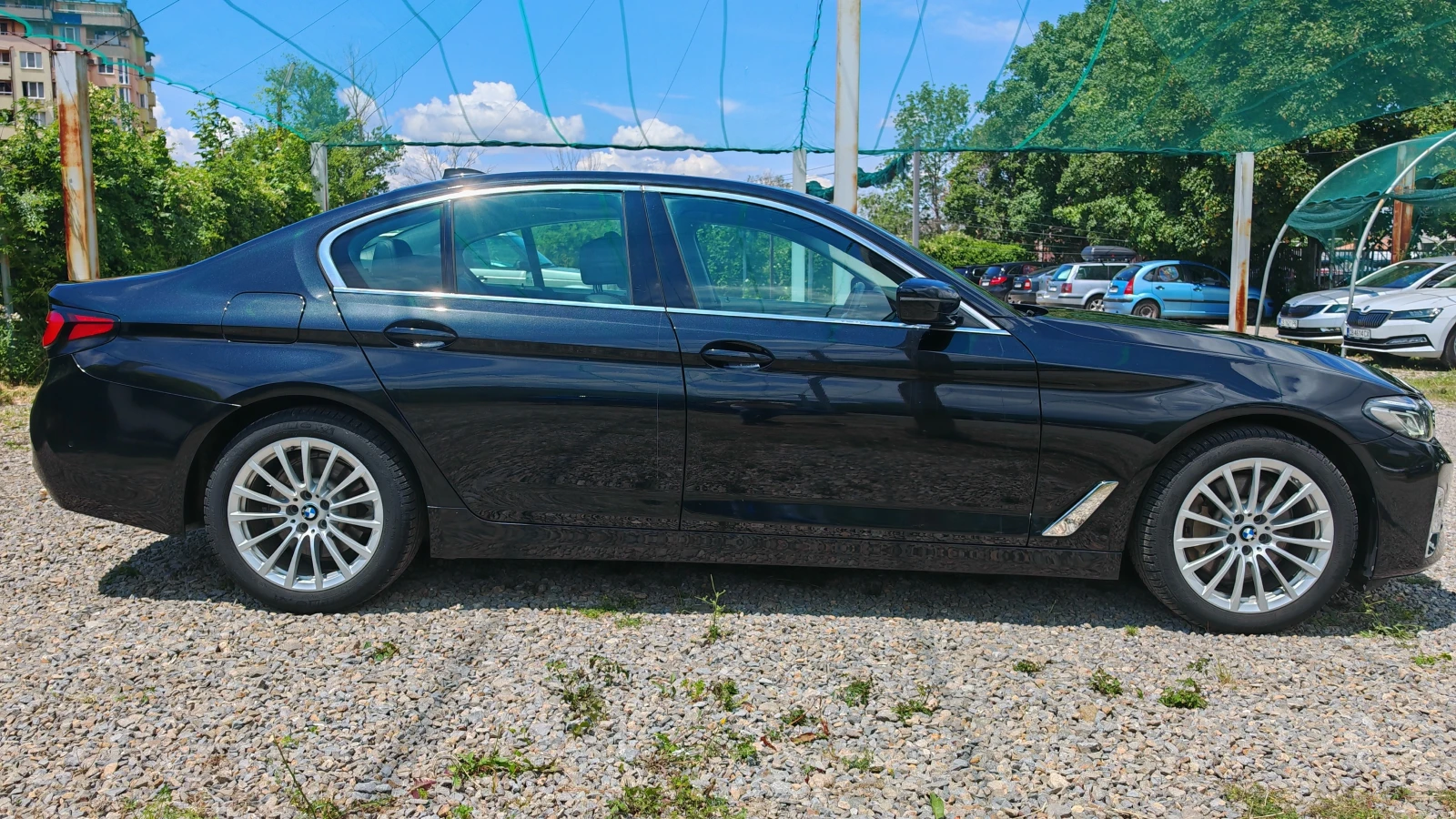 BMW 530 i xDrive, снимка 6 - Автомобили и джипове - 55221143