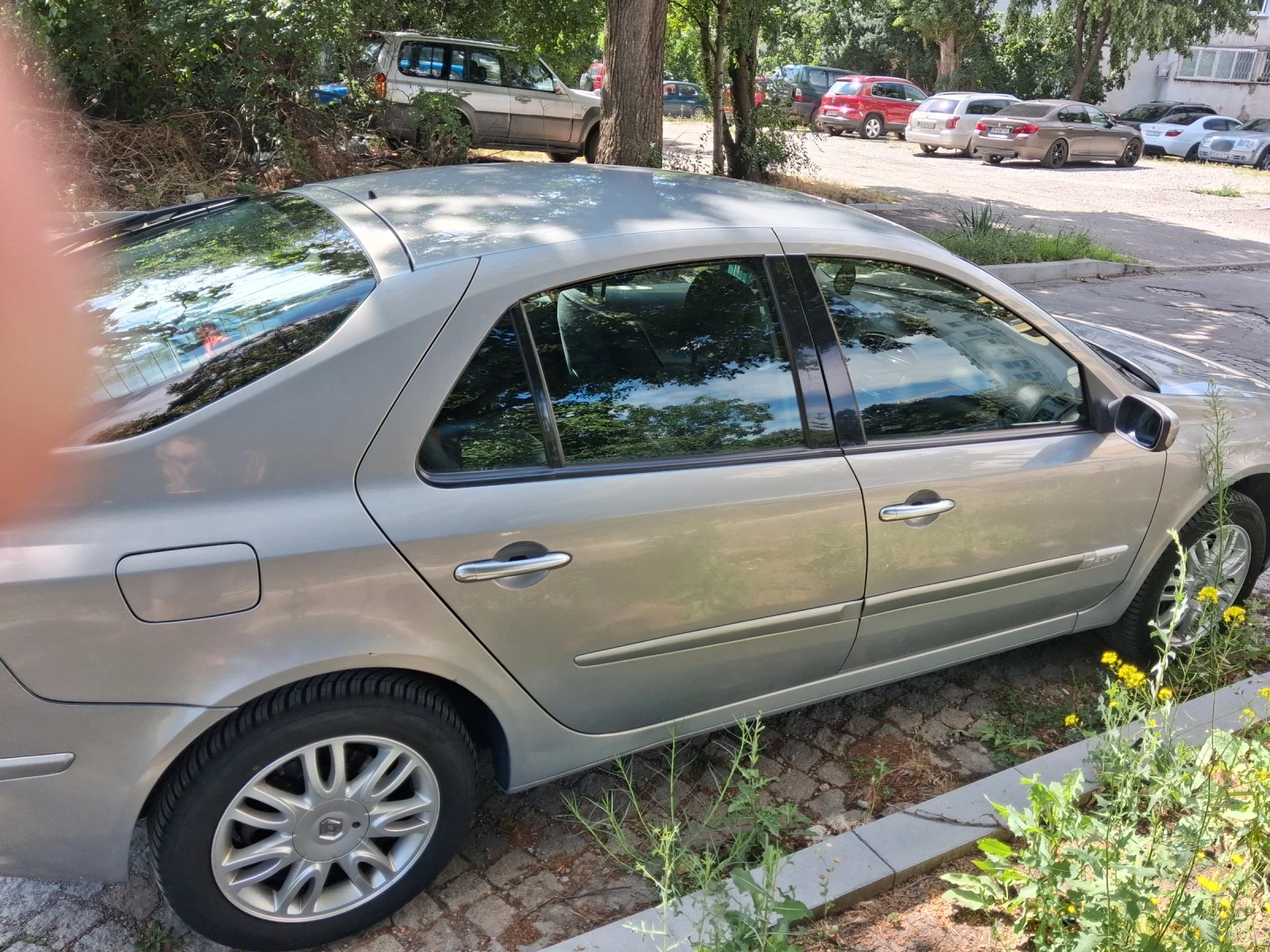 Renault Laguna 2.0  16 v  бензин, снимка 4 - Автомобили и джипове - 55507843