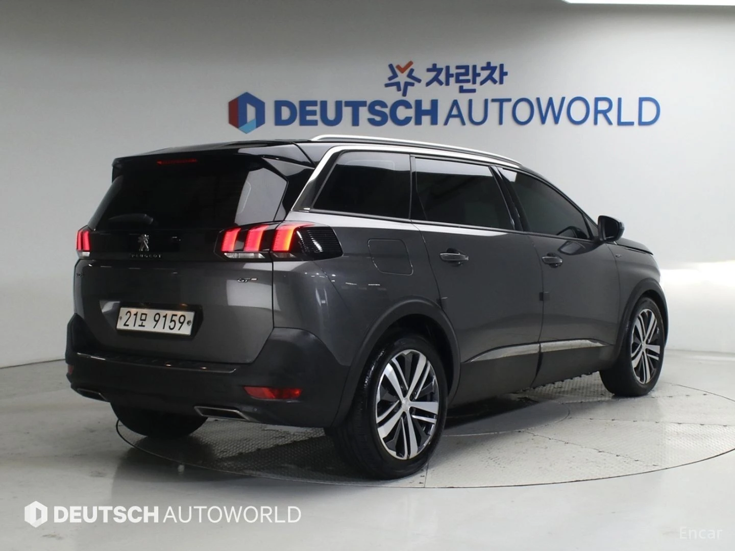 Peugeot 5008 2.0BlueHDI* GT* КОЖА* ПОДГРЕВ* ПАНОРАМА* 360* LED*, снимка 2 - Автомобили и джипове - 55529618
