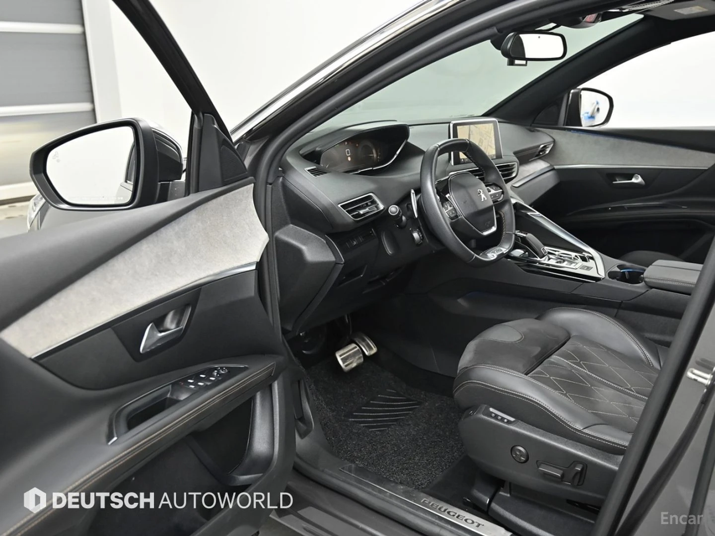 Peugeot 5008 2.0BlueHDI* GT* КОЖА* ПОДГРЕВ* ПАНОРАМА* 360* LED*, снимка 10 - Автомобили и джипове - 55529618