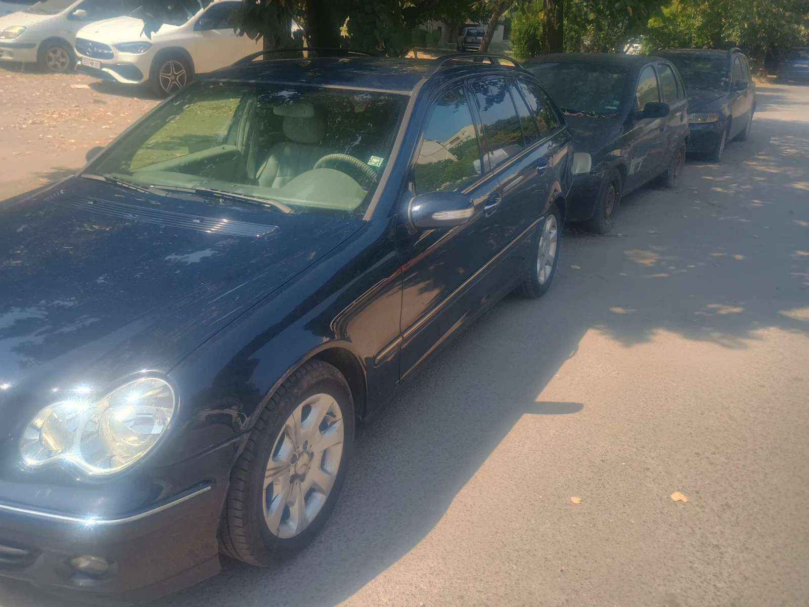 Mercedes-Benz C 220, снимка 4 - Автомобили и джипове - 55706908
