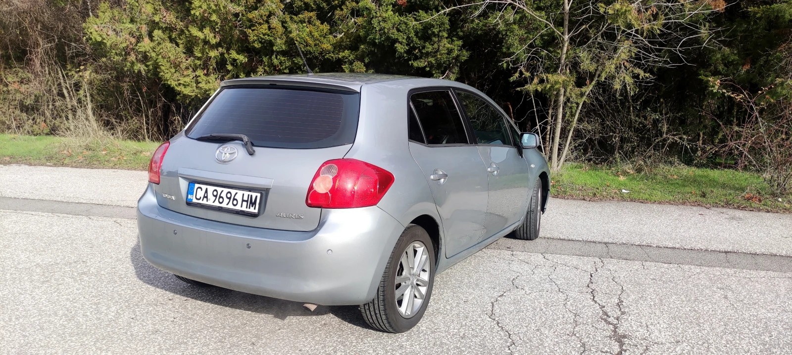 Toyota Auris, снимка 3 - Автомобили и джипове - 56080354