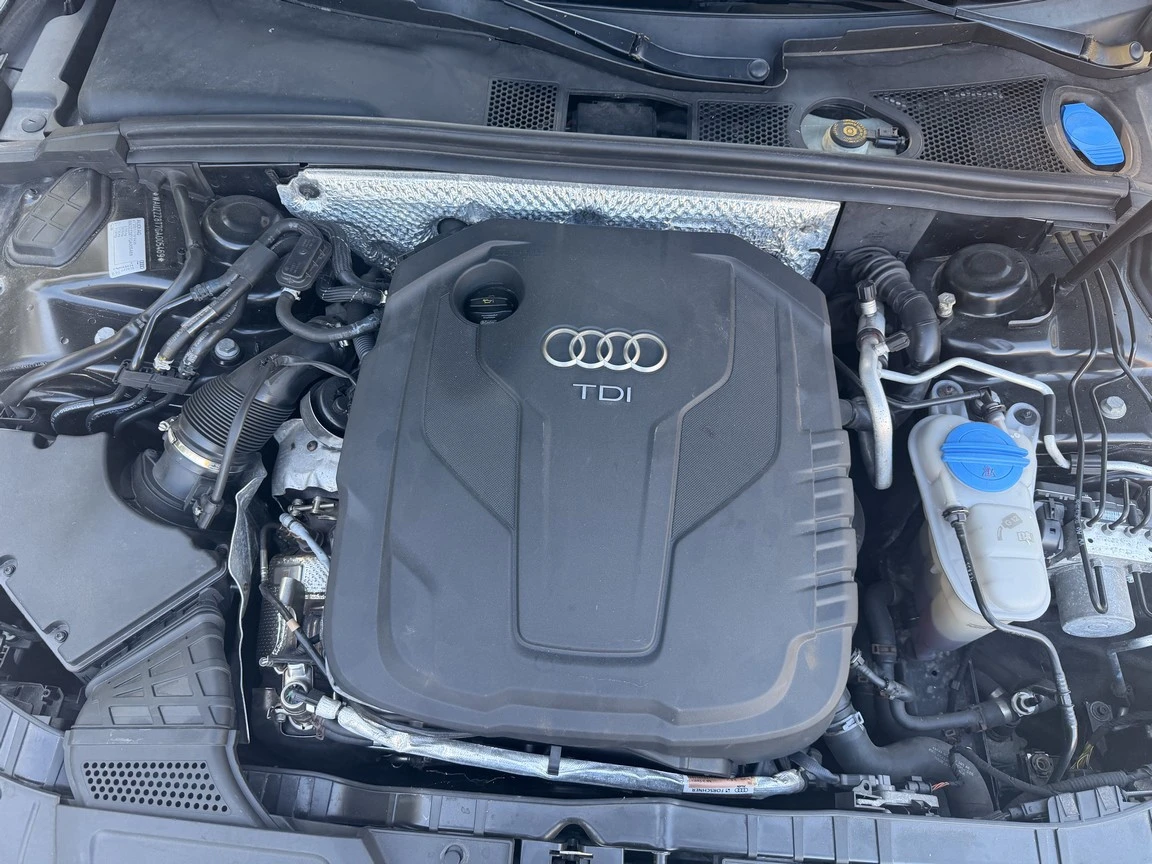 Audi A5 2.0tdi Sportback S-line, снимка 12 - Автомобили и джипове - 56696819
