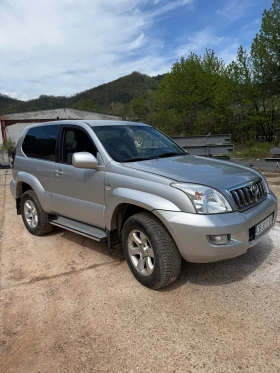 Обява за продажба на Toyota Land cruiser 120 къса база ~32 852 лв. - изображение 1