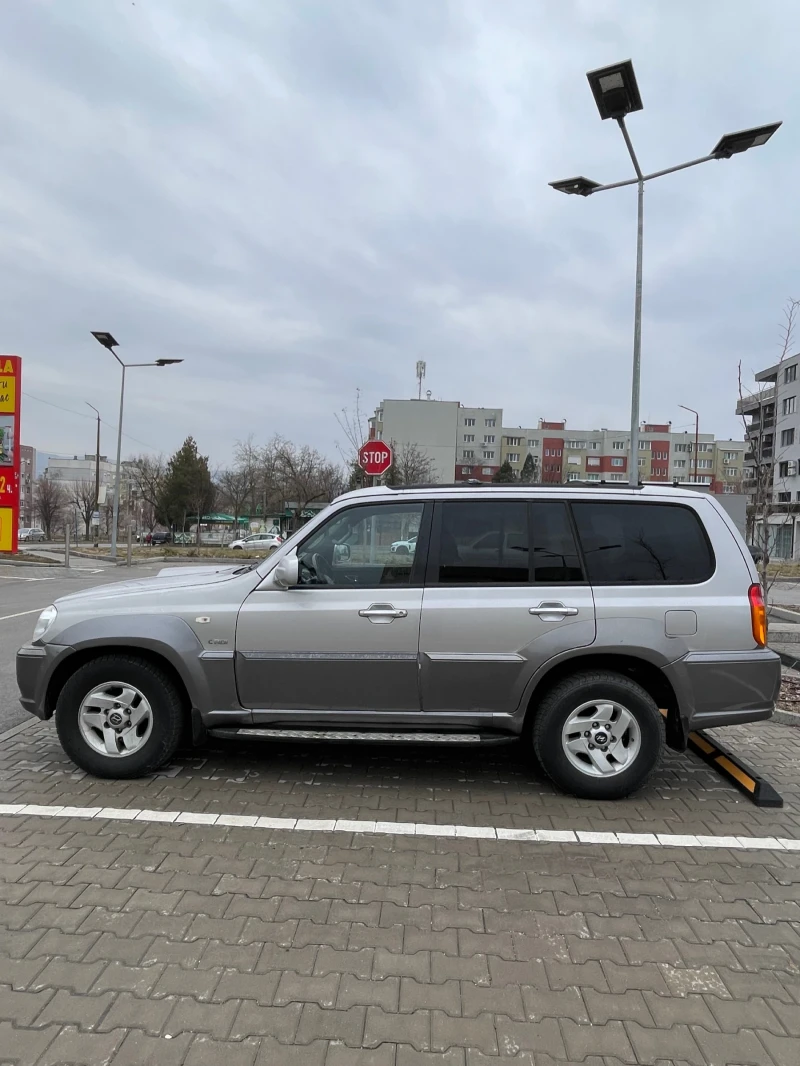 Hyundai Terracan 2.9 CRDI, снимка 3 - Автомобили и джипове - 49156133