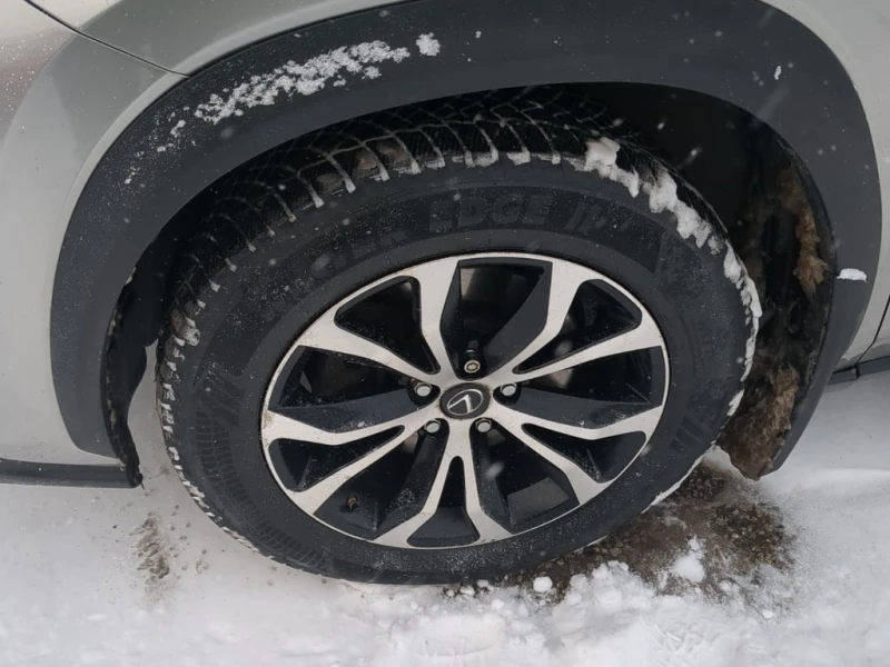 Lexus NX 200t * CARFAX * БЕЗ ПЪРВОНАЧАЛНА ВНОСКА, снимка 6 - Автомобили и джипове - 53211292