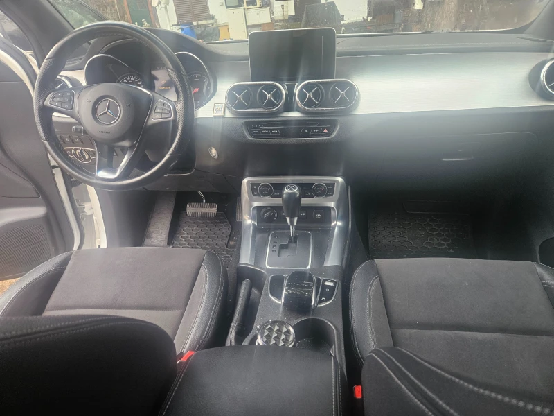 Mercedes-Benz X-Klasse 250, снимка 15 - Автомобили и джипове - 53501899