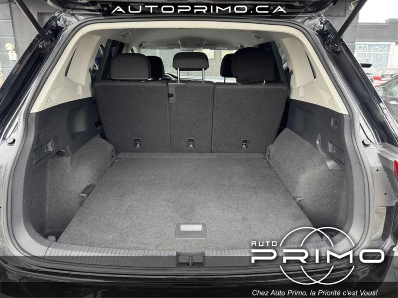 VW Tiguan !2.0TSI 4Motion!* АвтоКредит* Цена до БГ* , снимка 11 - Автомобили и джипове - 53576509