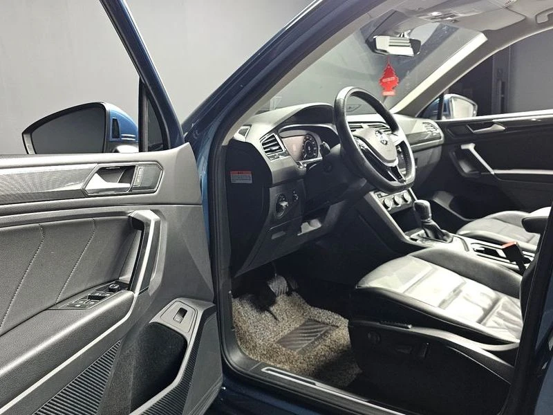 VW Tiguan 2.0 TDI Prestige| 150к.с.| ВКЛ.ТЕХНОТЕСТ, снимка 10 - Автомобили и джипове - 55650370