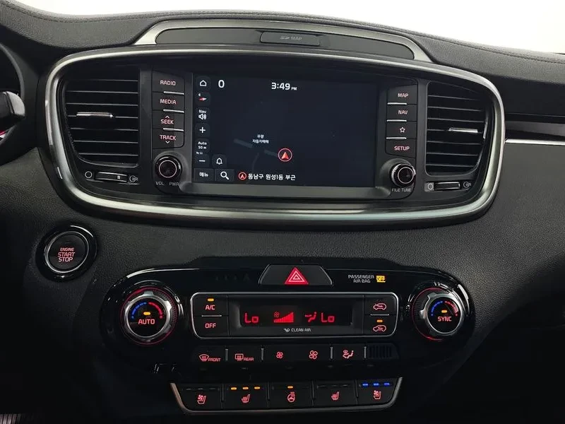 Kia Sorento 2.2 CRDI 4WD - САМО 30% АВАНС, снимка 13 - Автомобили и джипове - 56017228