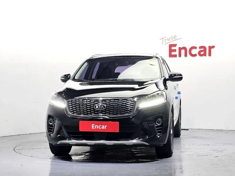Kia Sorento 2.2 CRDI 4WD - САМО 30% АВАНС, снимка 3 - Автомобили и джипове - 56017228