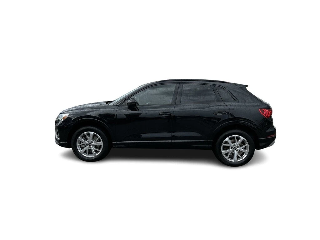 Audi Q3 * 45 2.0T Komfort quattro Clean Carfax | One Owner | Mobile.bg   9