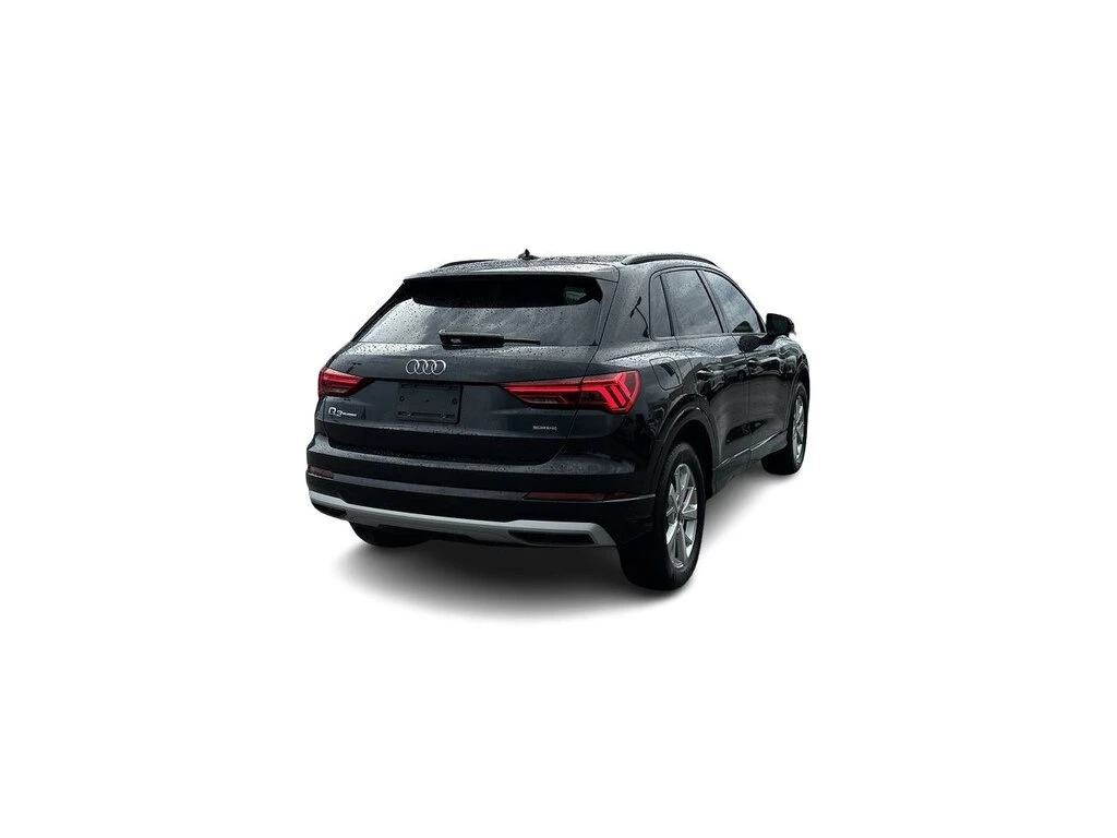 Audi Q3 * 45 2.0T Komfort quattro Clean Carfax | One Owner | Mobile.bg   14