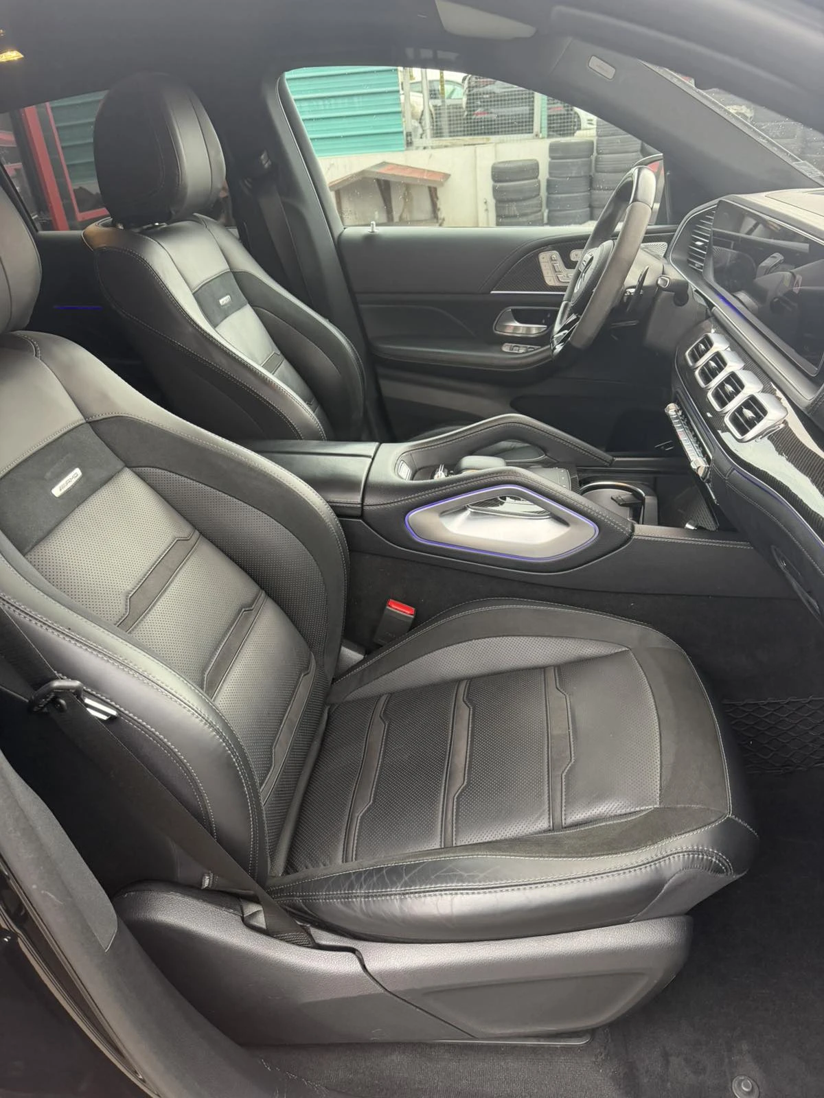 Mercedes-Benz GLE 53 4MATIC 3. 0 R6 Turbo + EQ, снимка 10 - Автомобили и джипове - 53995142