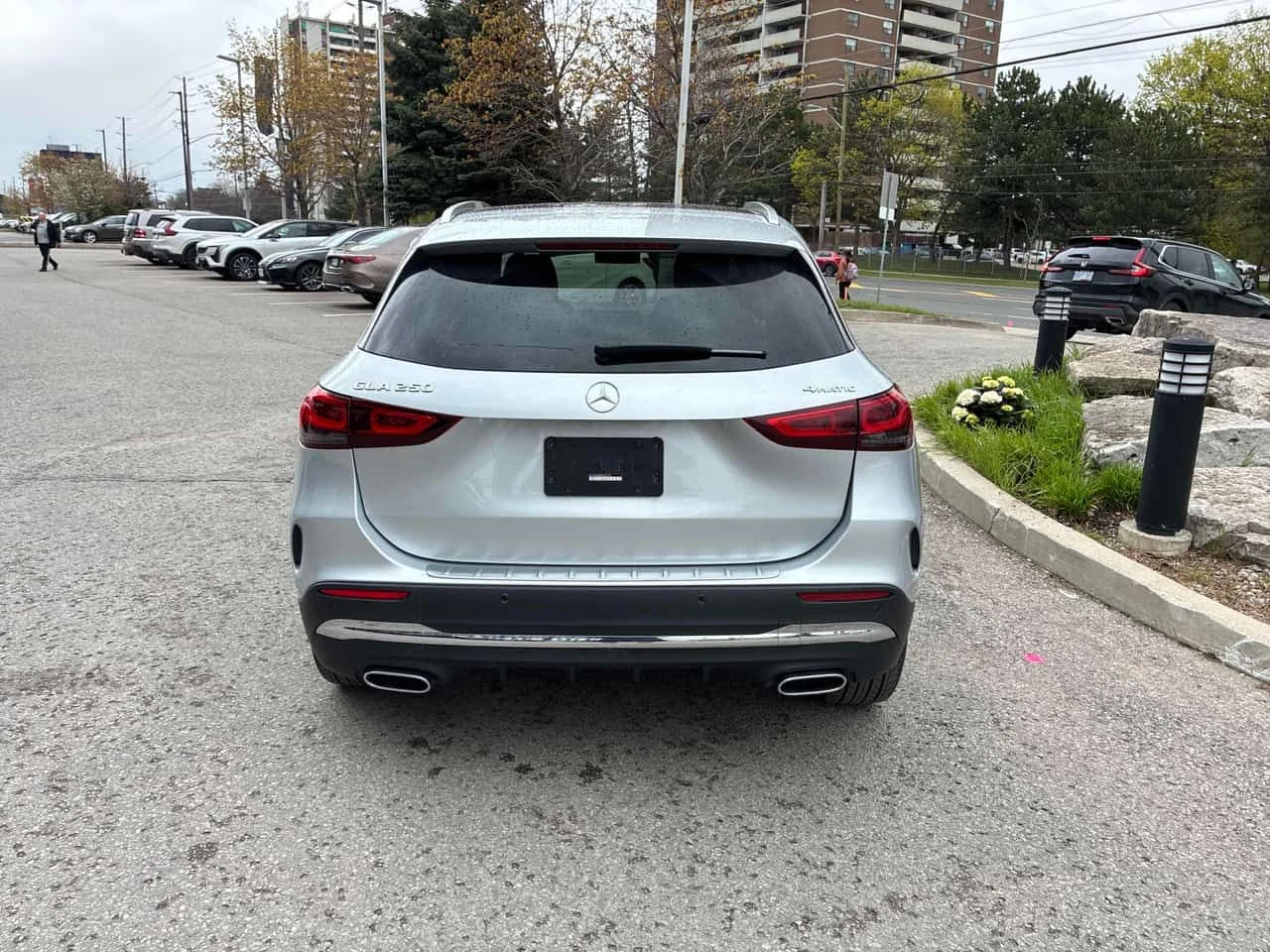 Mercedes-Benz GLA 250 * 4MATIC * 360 * ПОДГРЕВИ * CARPLAY, снимка 4 - Автомобили и джипове - 54480326