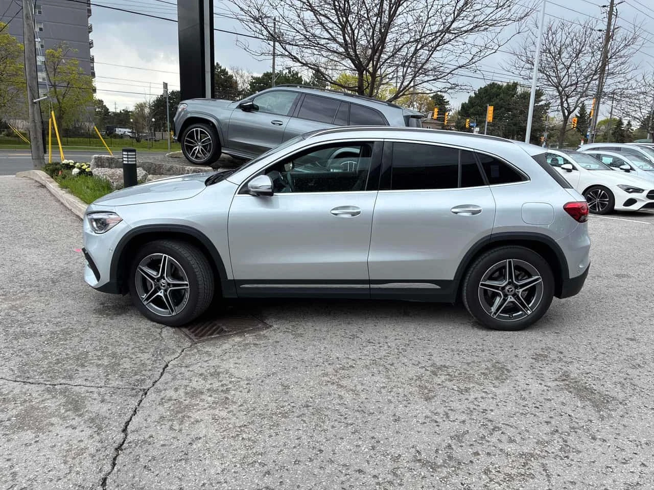 Mercedes-Benz GLA 250 * 4MATIC * 360 * ПОДГРЕВИ * CARPLAY, снимка 2 - Автомобили и джипове - 54480326
