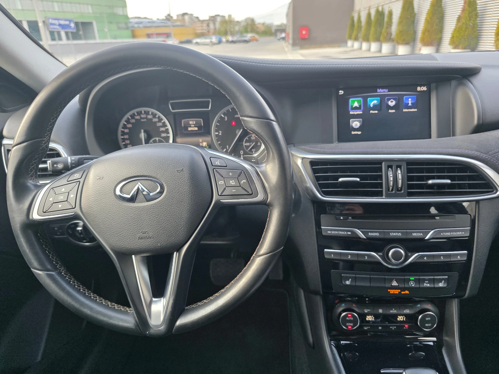 Infiniti Q30 2.2 CDI-AWD-DCT-Premium, снимка 11 - Автомобили и джипове - 54517001