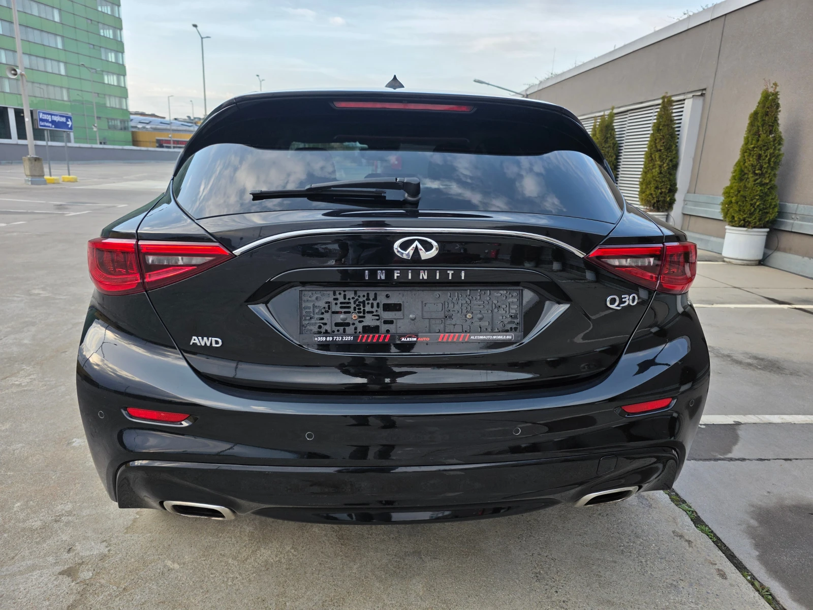 Infiniti Q30 2.2 CDI-AWD-DCT-Premium, снимка 6 - Автомобили и джипове - 54517001