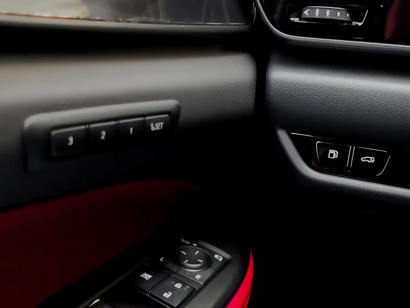 Lexus NX 350h 10, 000km| 350 Hybrid| | Ventilated Seats| New | Mobile.bg � ����������� 10
