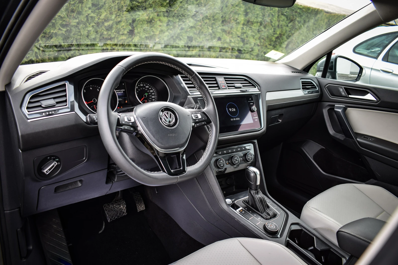 VW Tiguan Allspace, 4Motion, Панорама, снимка 5 - Автомобили и джипове - 54897154