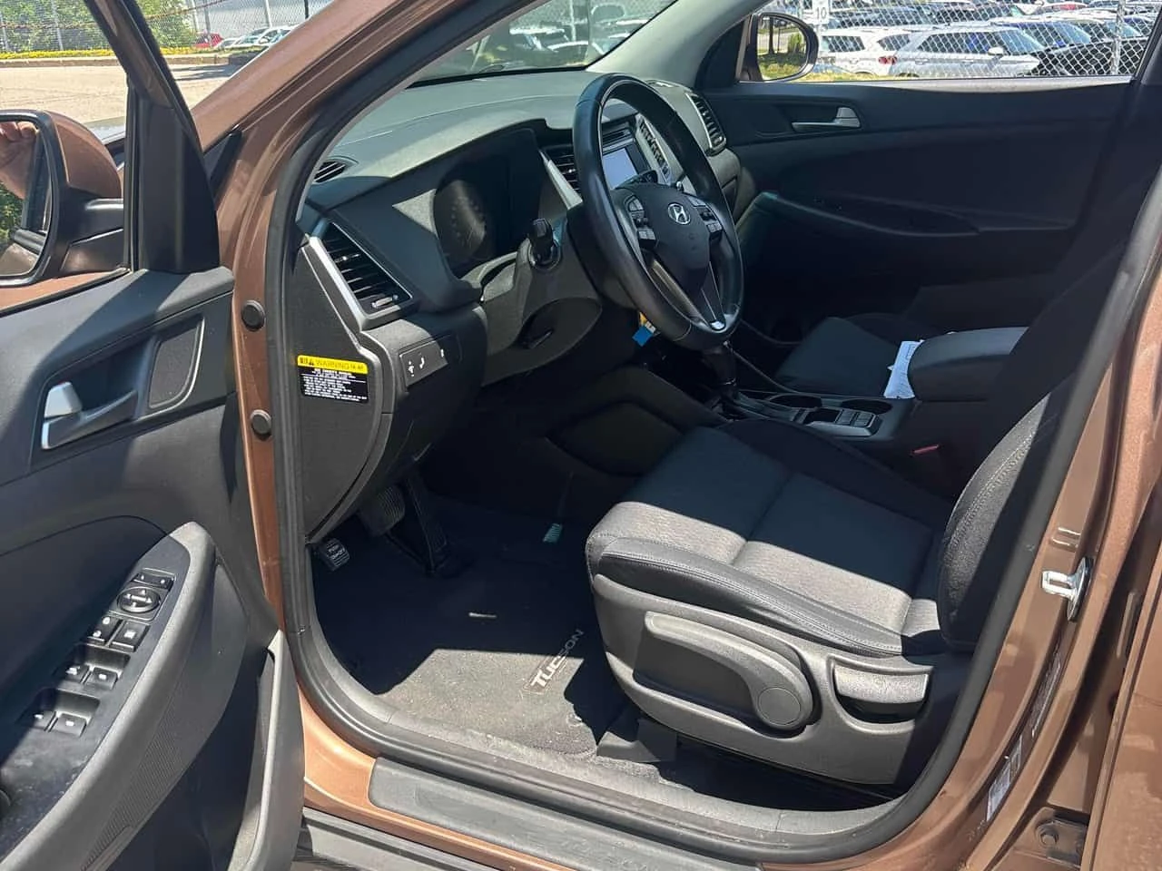 Hyundai Tucson * Premium * CARFAX * ����� �� ����������� | Mobile.bg � ����������� 14