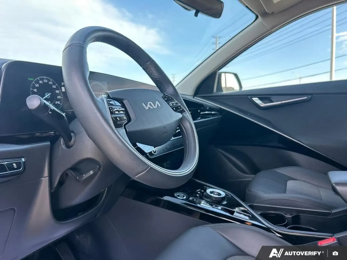 Kia Niro Premium Fwd 1 Key Electric Leather, снимка 12 - Автомобили и джипове - 55661071