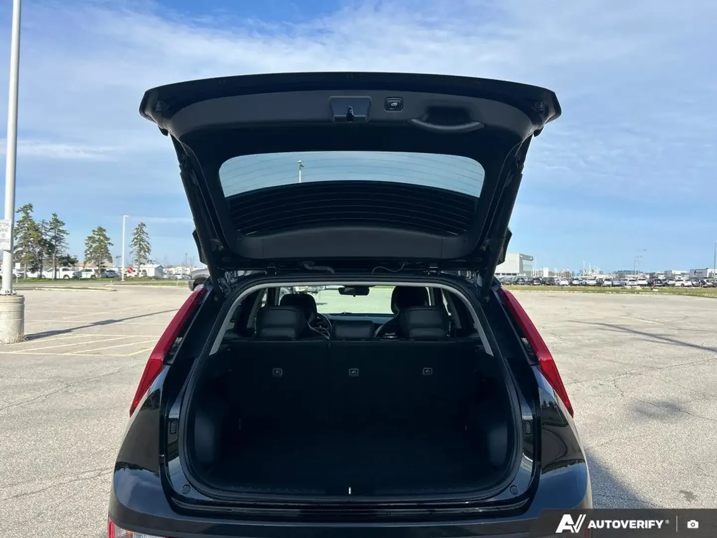 Kia Niro Premium Fwd 1 Key Electric Leather, снимка 11 - Автомобили и джипове - 55661071