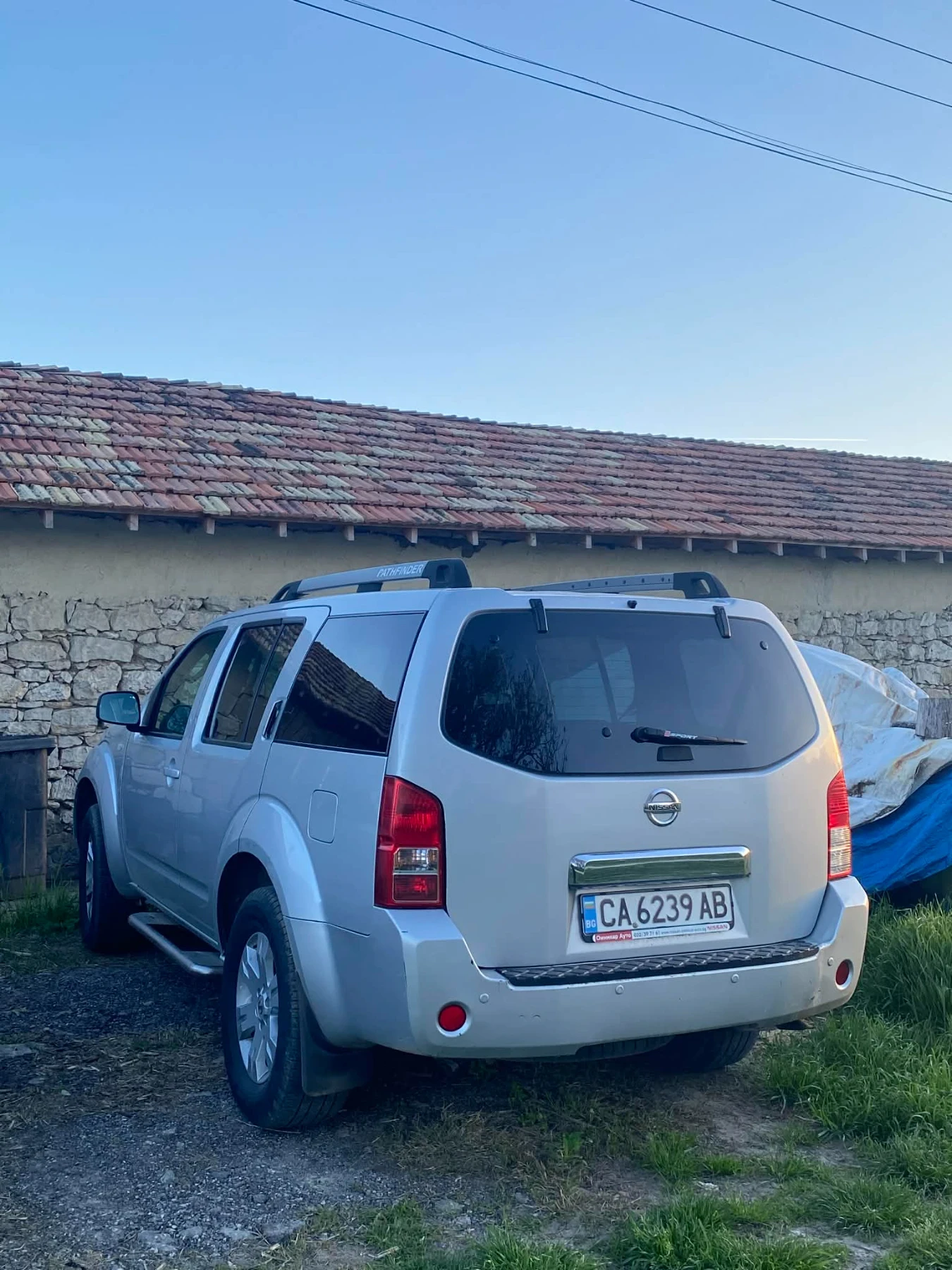 Nissan Pathfinder, снимка 2 - Автомобили и джипове - 55959221