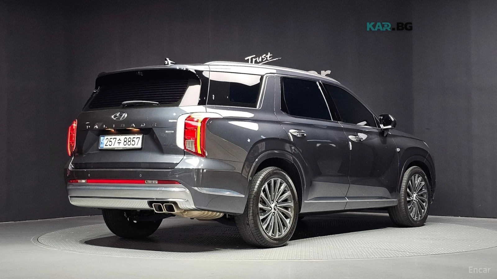 Hyundai Palisade CALLIGRAPHY* 4x4* DISTRONIC* 360* ОБДУХ* МАСАЖИ* , снимка 3 - Автомобили и джипове - 56100469