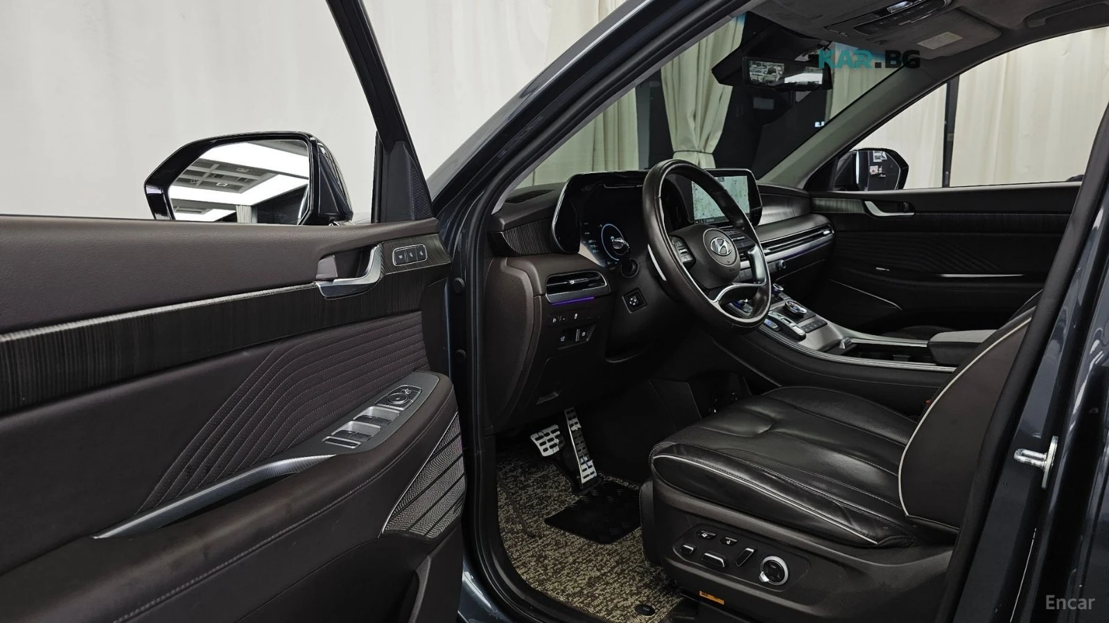Hyundai Palisade CALLIGRAPHY* 4x4* DISTRONIC* 360* ОБДУХ* МАСАЖИ* , снимка 8 - Автомобили и джипове - 56100469